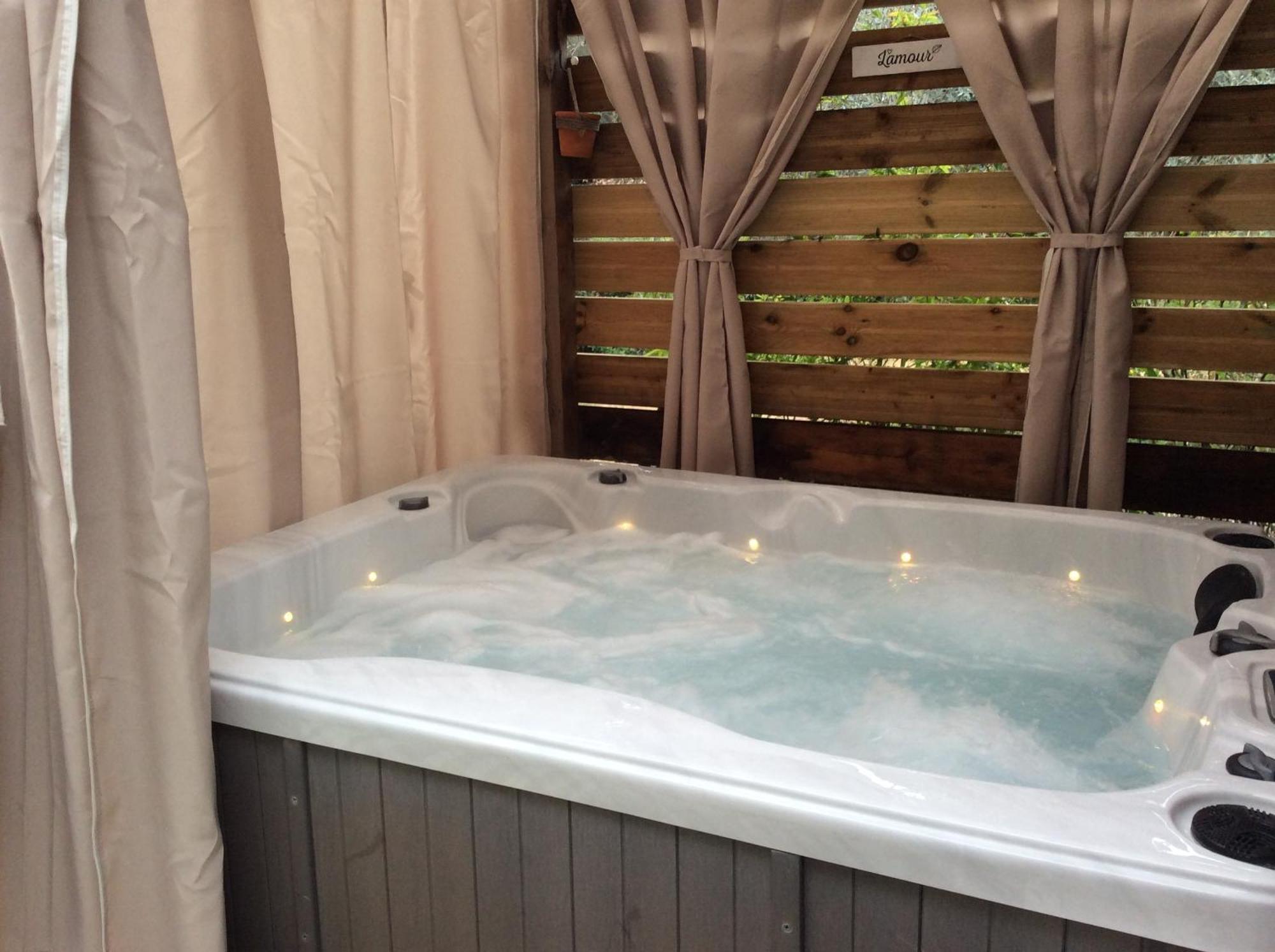 L'Oustaou B&B Piscine & Spa Besse-sur-Issole Екстериор снимка