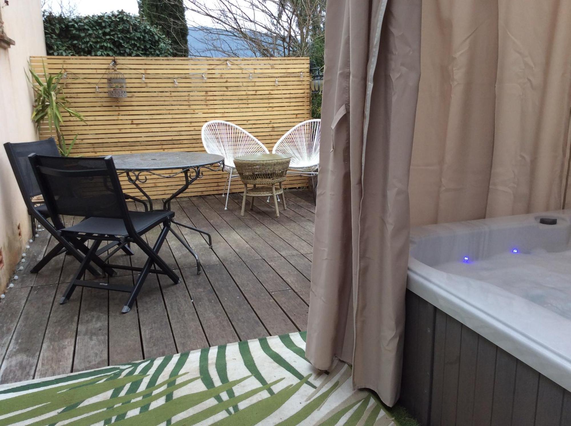 L'Oustaou B&B Piscine & Spa Besse-sur-Issole Екстериор снимка