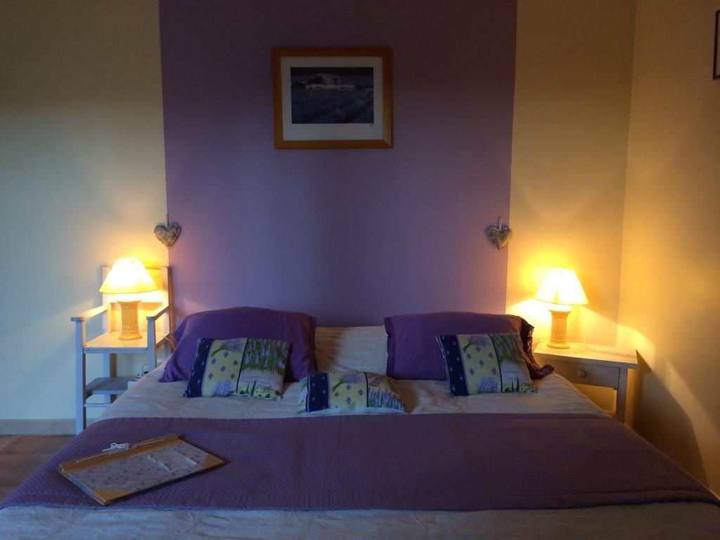 L'Oustaou B&B Piscine & Spa Besse-sur-Issole Екстериор снимка