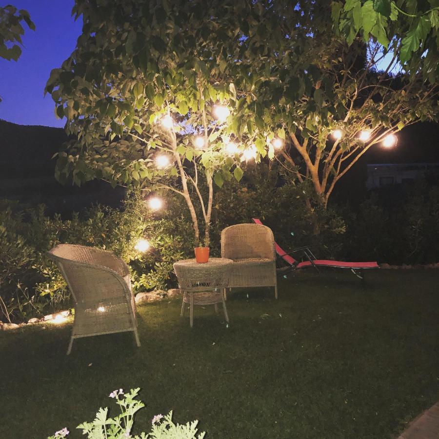 L'Oustaou B&B Piscine & Spa Besse-sur-Issole Екстериор снимка
